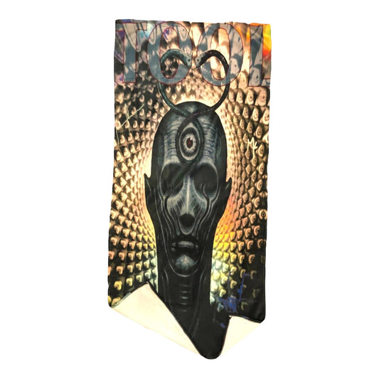 Tool Lightweight Microfiber Beach Towel